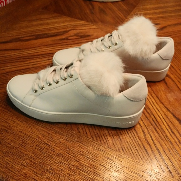 NWOT Michael Kors Sneakers With Faux Fur - Picture 3 of 8